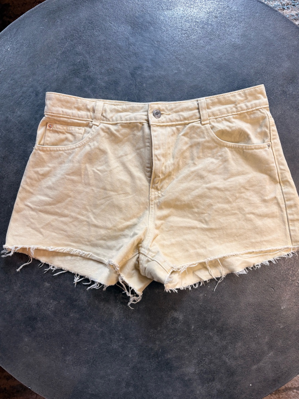 Zara Cream Frayed Hem Denim Shorts